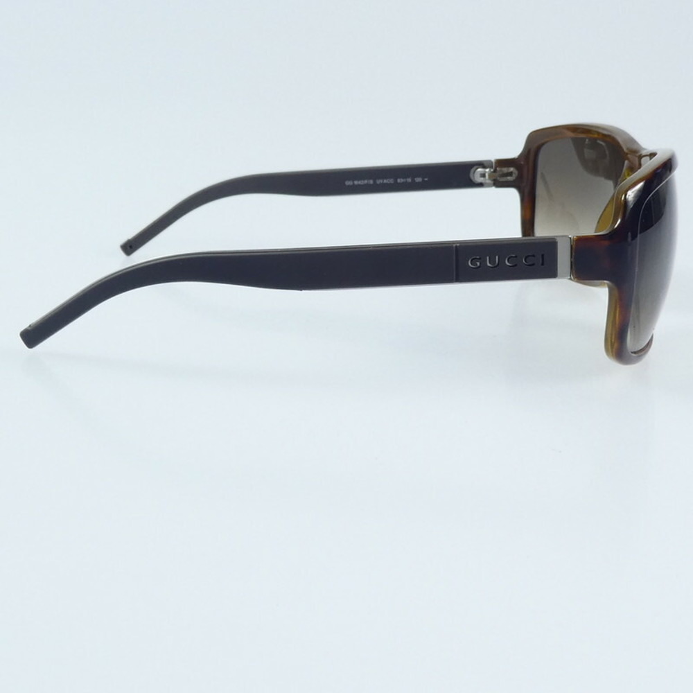 Gucci Rectangular Sunglasses Black - image 4